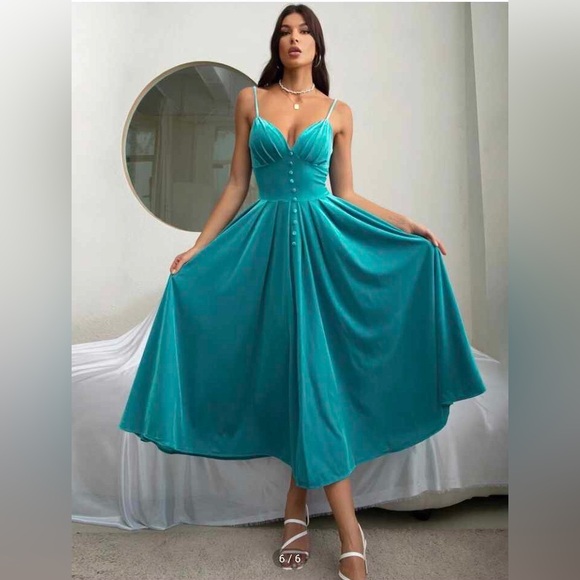 Shein Fold Pleated Split Hem Teal Velvet Cami Dress Sz Med NWOT - Picture 2 of 8